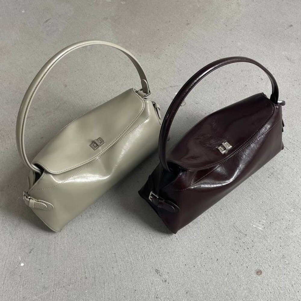 Elegant Women's Shoulder Bags - Cream and Brown